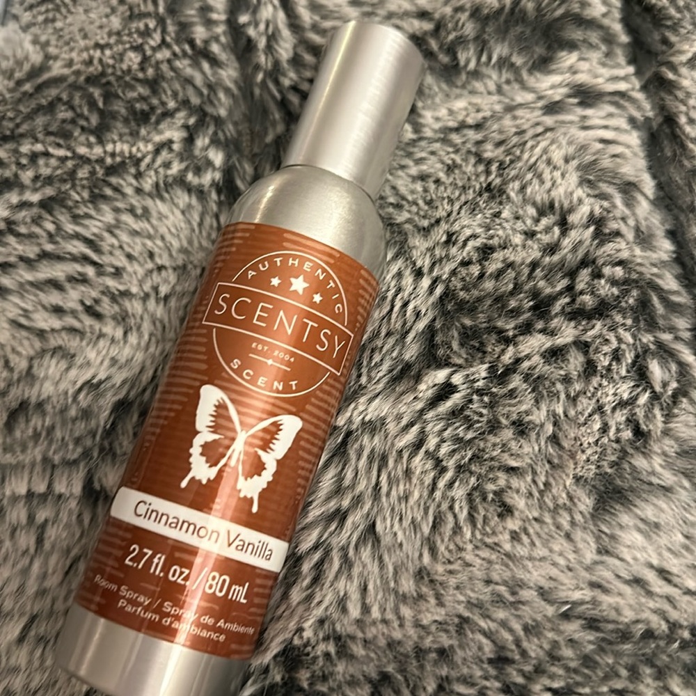 Scentsy Cinnamon & Vanilla Room Spray